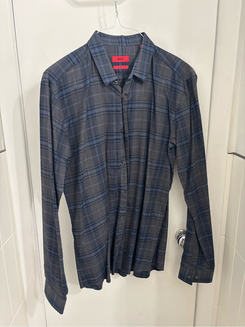 HUGO Men's Gray and Navy Plaid Button-Down Shirt